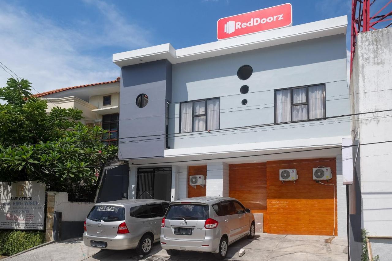 Reddoorz Near Tentrem Mall Semarang Hotel Exterior photo